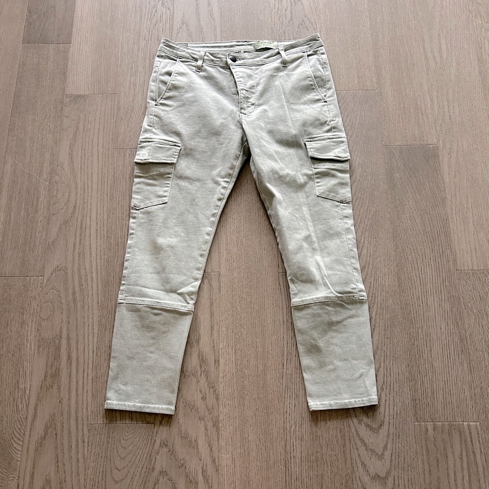 Women's Cargo Slim Jogger Pants in Light Beige